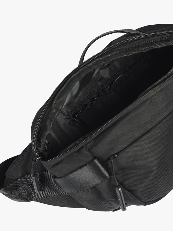 MANTO waist bag CIRCLE black