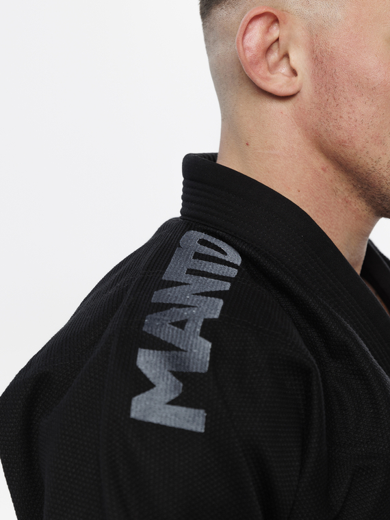 MANTO "X5" BJJ GI blackout