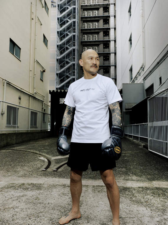 MANTO x KTOF t-shirt GLOVES weiss