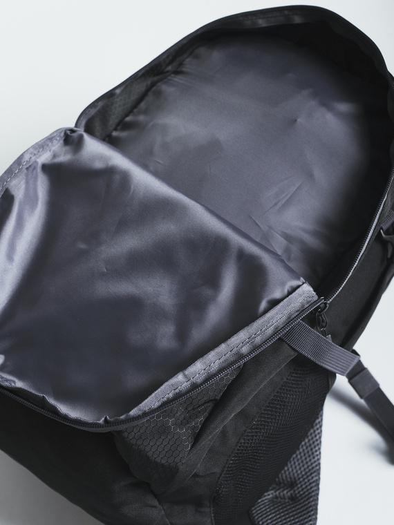 MANTO backpack CROSS black 